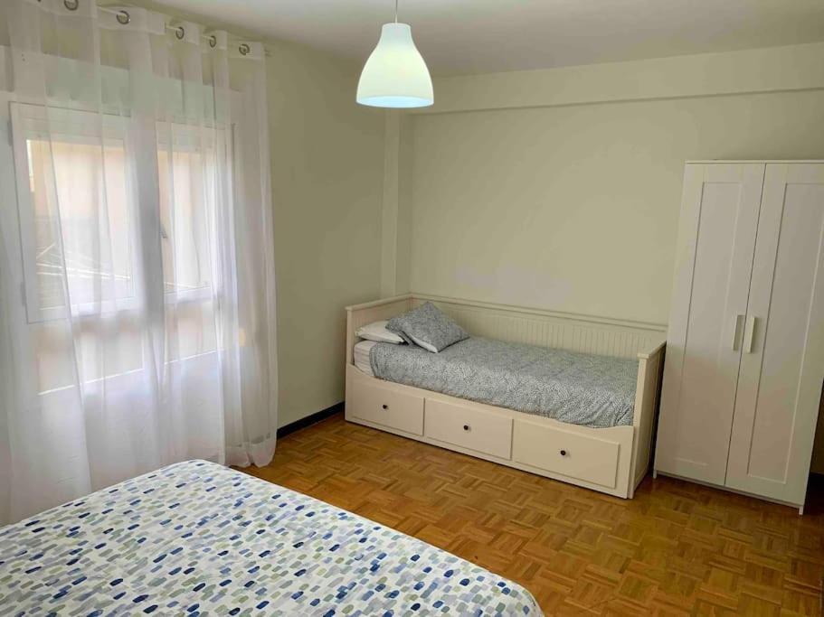 Apartamento Gijon Arena, Con Aparcamiento Exterior foto